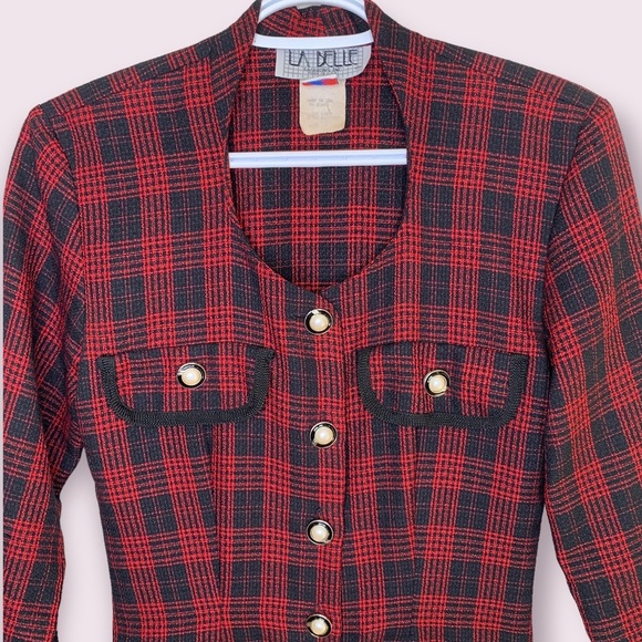 Vintage Red Plaid Dress Fits Size S Retro Pearl Buttons Made In USA - Picture 12 of 13